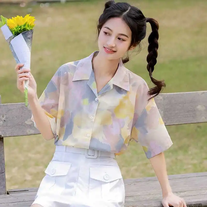 2025 New Korean Style Tie-dyed Short-sleeved Shirt for Women Gradient Printed Polo Shirt Versatile Student Shirt Summer