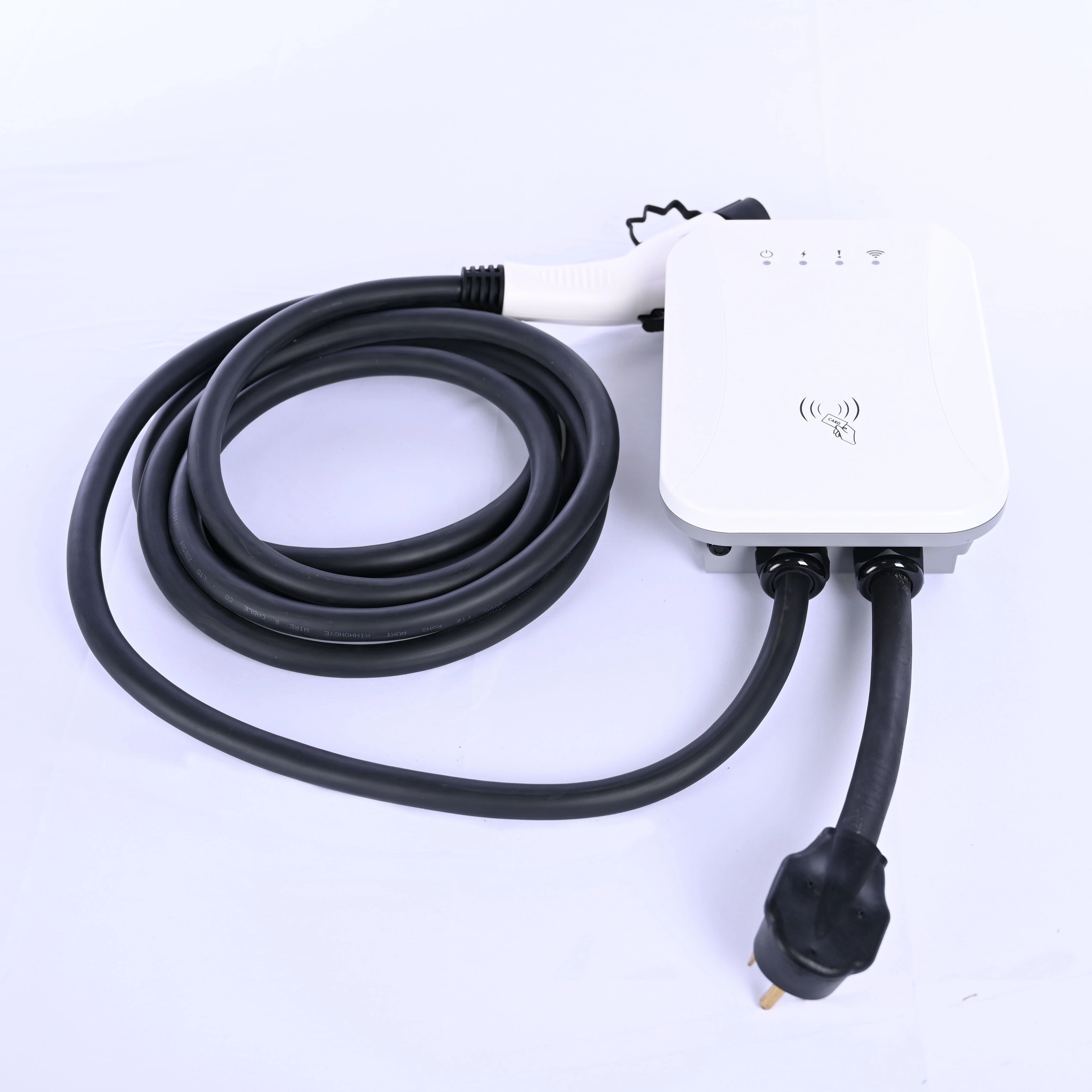 

32A AC EV Charger 7KW Home Electric Vehicle Car Charger Type 2 Meet IEC 62196 Solar Car Charger