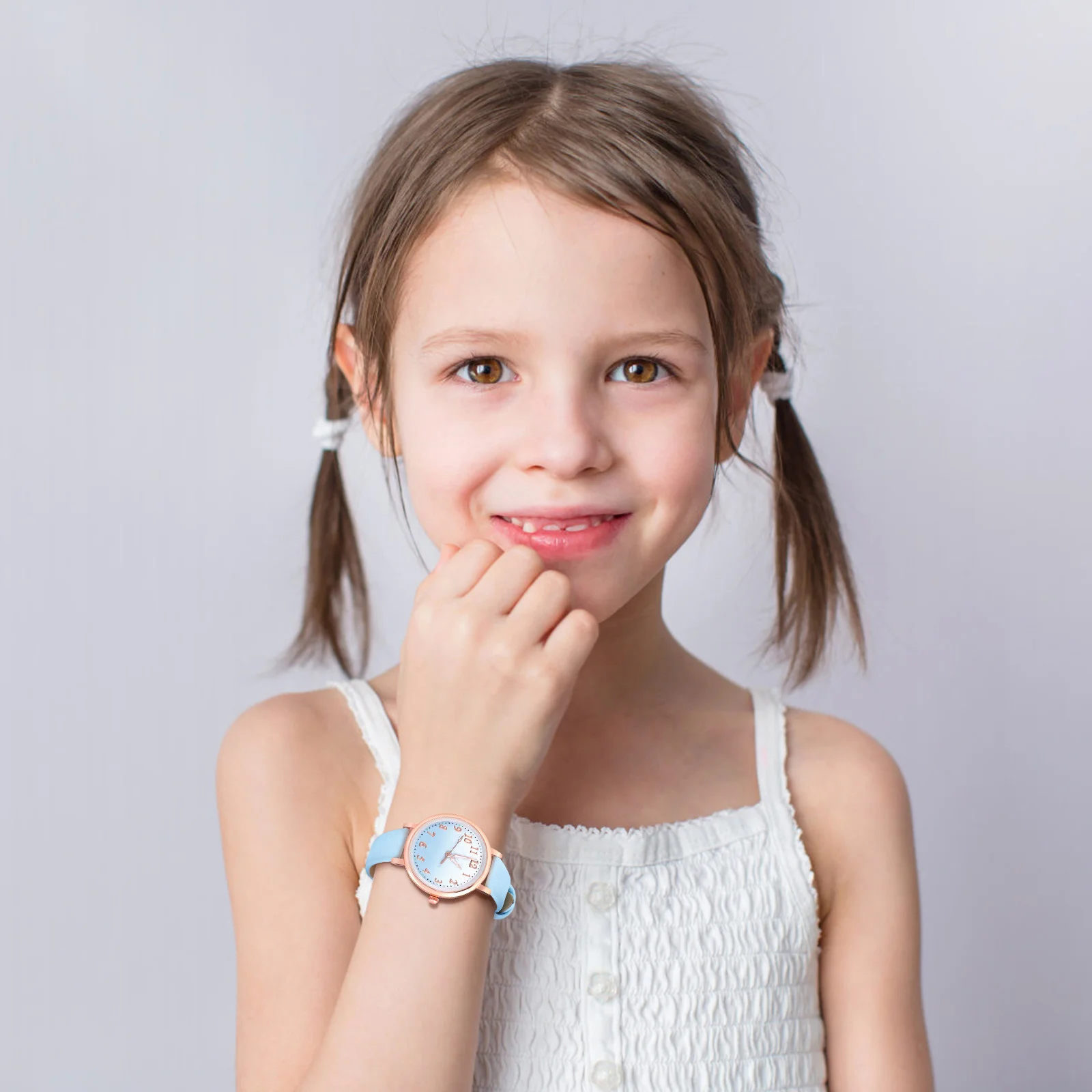 Reloj para niños Movimiento de cuarzo Correa de PU Esfera luminosa Reloj analógico elegante para niños Niñas Uso diario