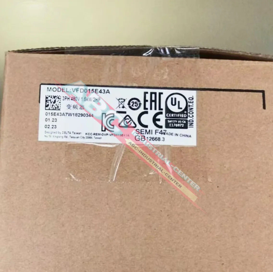 محول تردد VFD015E43A جديد وأصلي VFD022B21A