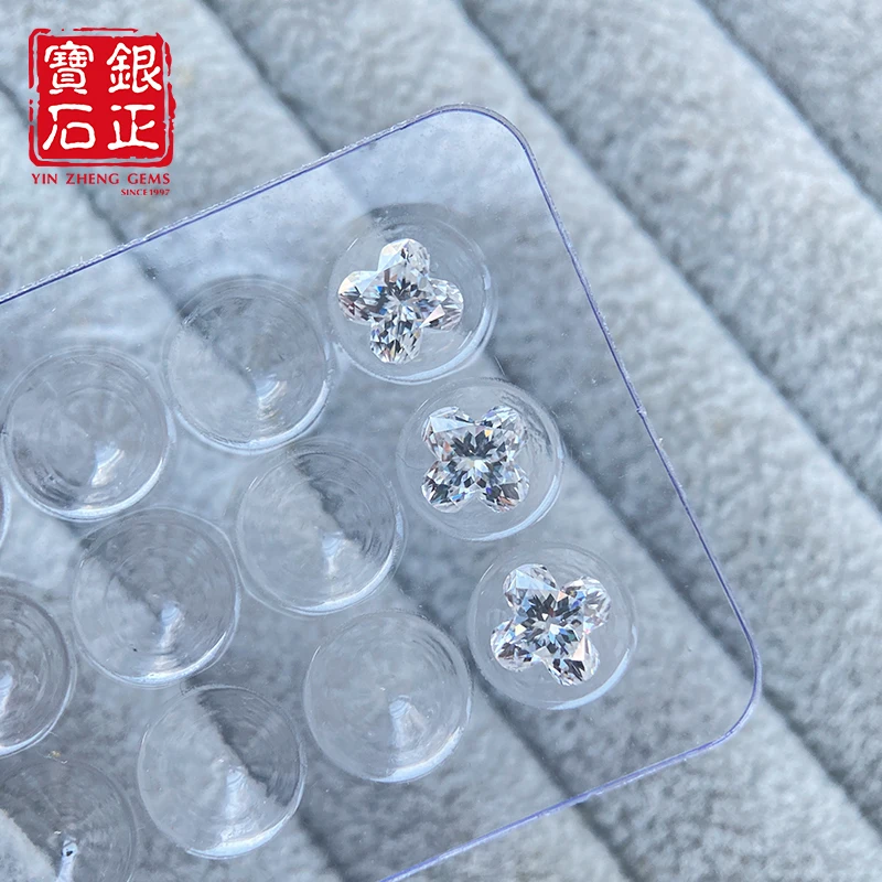 6A Grade 4 Leaf Clover Cut D Color Moissanite With GRA Certificate Moissanita 100% Pass Diamond Tester Moissanite Stone Loose view 5