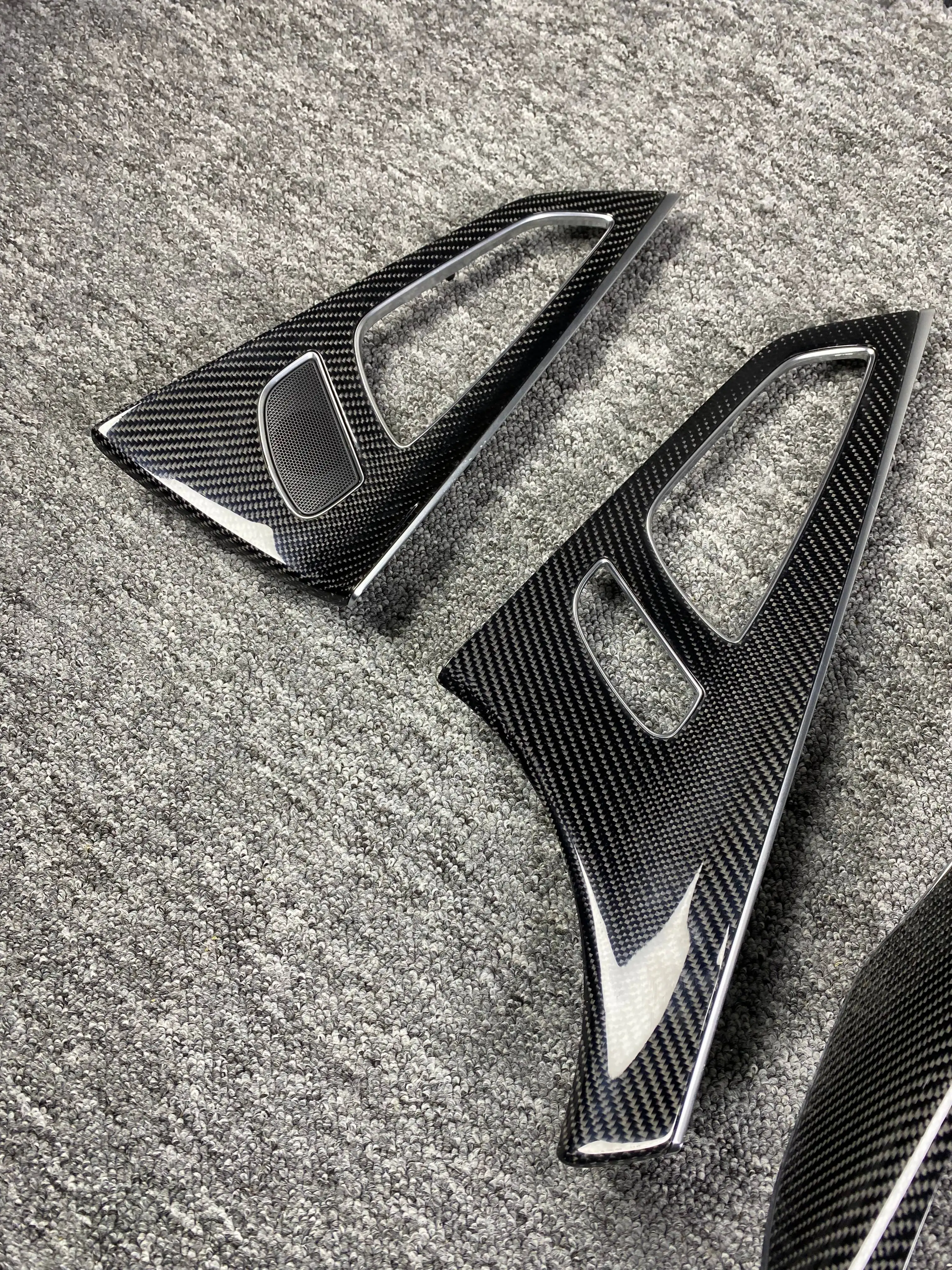 High Quality Carbon Fiber Interior Trim for Audi A7 S7 RS7