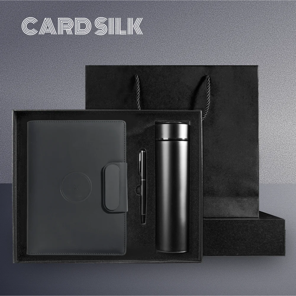 

Ноутбук Smart Gift с беспроводной зарядкой A5 — чехол из искусственной кожи с кабелем 3-в-1, карманом для документов и складной подставкой для телефона