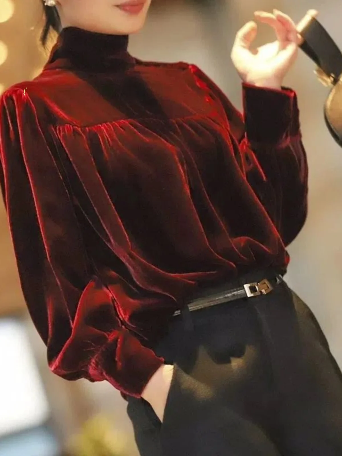 

Женская свободная блузка с высоким воротником и рукавами-фонариками, красная, винтажная, весенне-осенняя, из золотистого бархата, с капюшоном