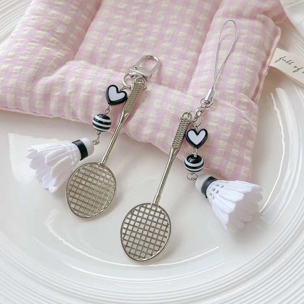 Mini Size Badminton Keychain Creative Design Novelty Shape Badminton Racket Keychain Exquisite Workmanship Simple Shape