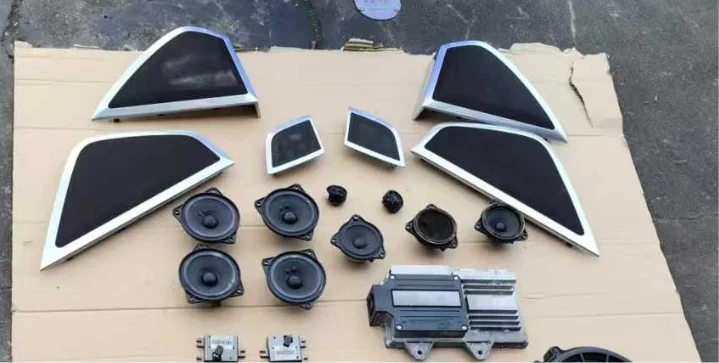Original Disassembled Parts Set for  970/ Horn Speaker & Sound System