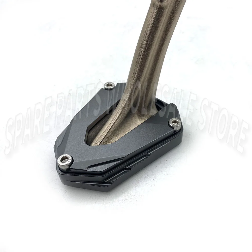 Moto Cavalletto Cavalletto Laterale Estensione Pad Allargare Piede Piastra di Supporto Laterale Nuovo Per ZONTES GK350 350GK GK 350