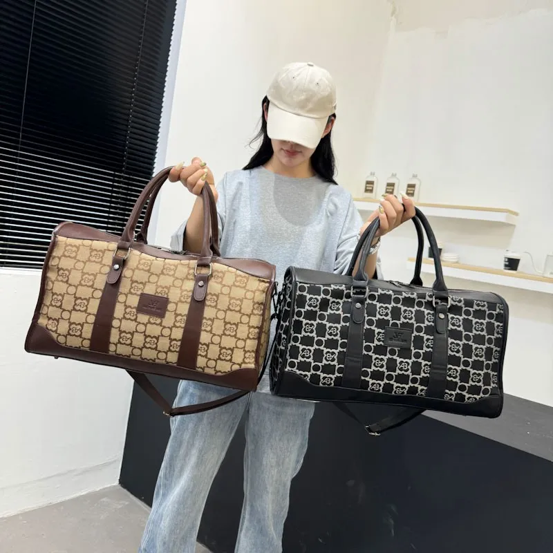 

Casual large capacity letter leather women's handbag travel bag duffle fitness bag designer luxury bag sac de voyage bolsa coach