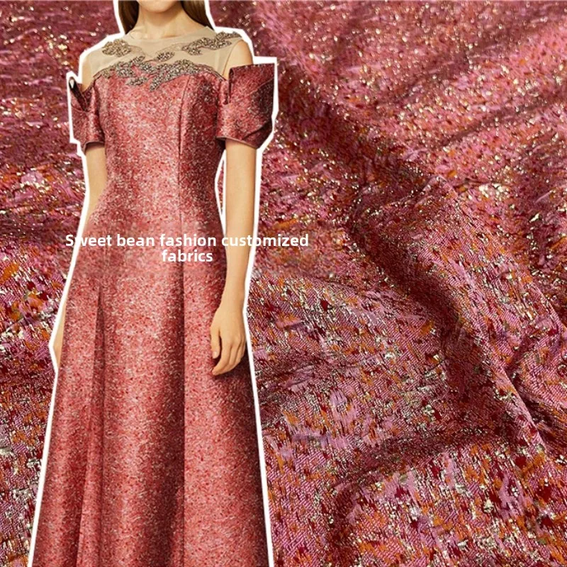 

Золотая линия, окрашенная в пряжу жаккардовая парчовая ткань, европейский бренд, модное платье, плащ, дизайн шитья своими руками, оптовая продажа, материал, ткань