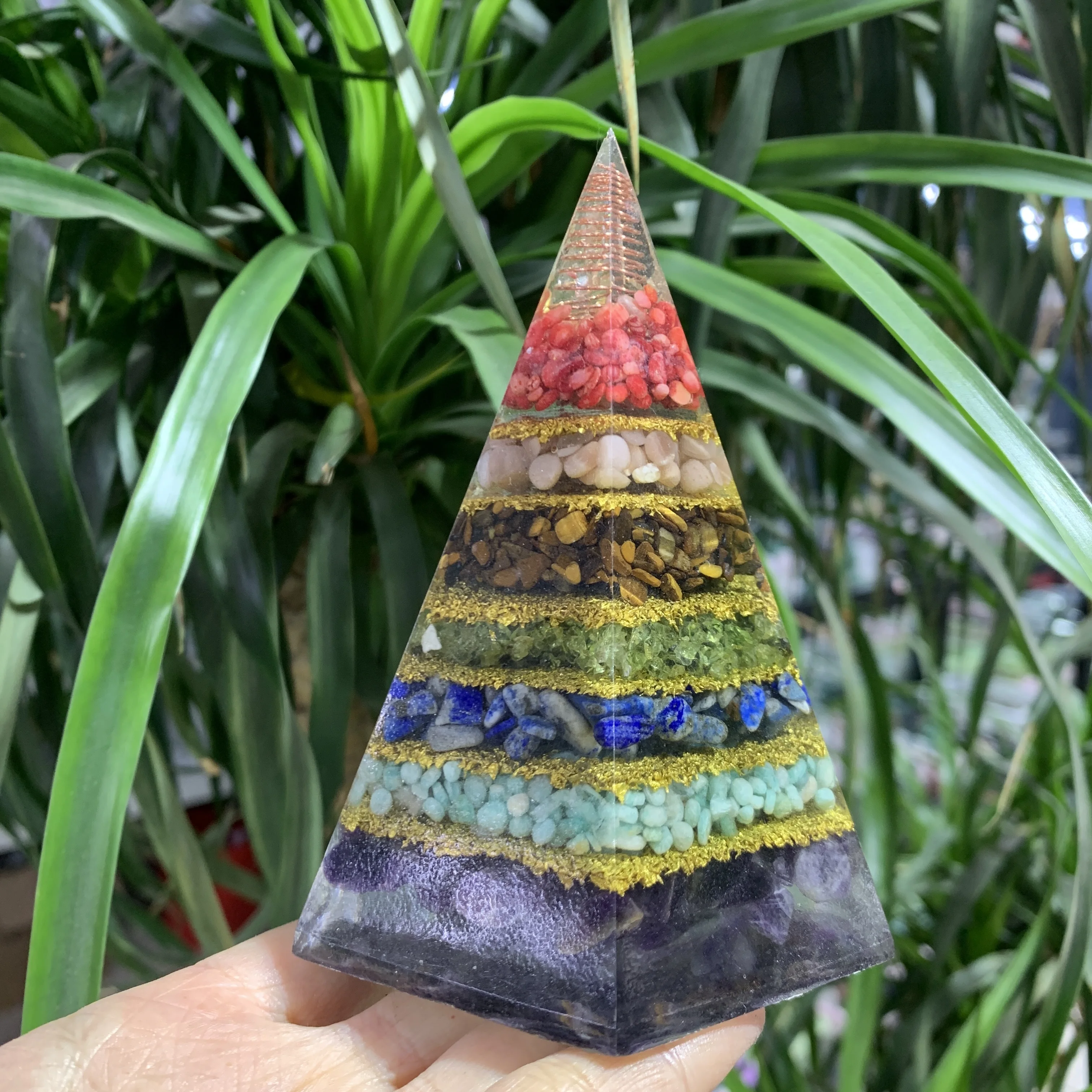 

Healing Crystals Chakra Pyramid Protection Pyramid With Quartz crystal Energy Point Reiki Charged Energy Generator