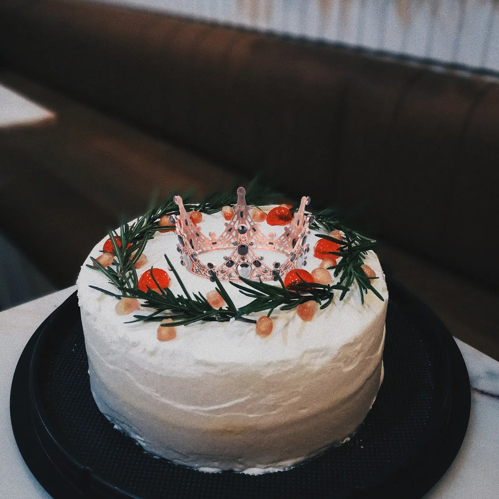 

Премиальная металлическая корона-украшение для торта в королевском стиле для тематических вечеринок, свадеб, дней рождения, праздничных торжеств