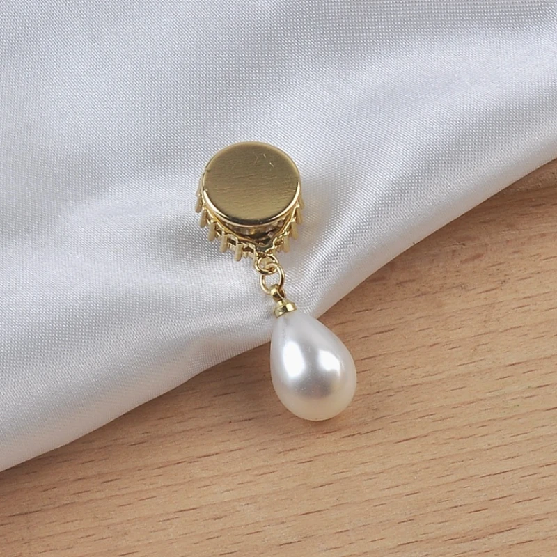 Fashion Crystal Pealr Magnetic Brooches for Women Luxulry Jewelry Safe Hijab No Hole Pins Scarf Buckle Clothing Accessories