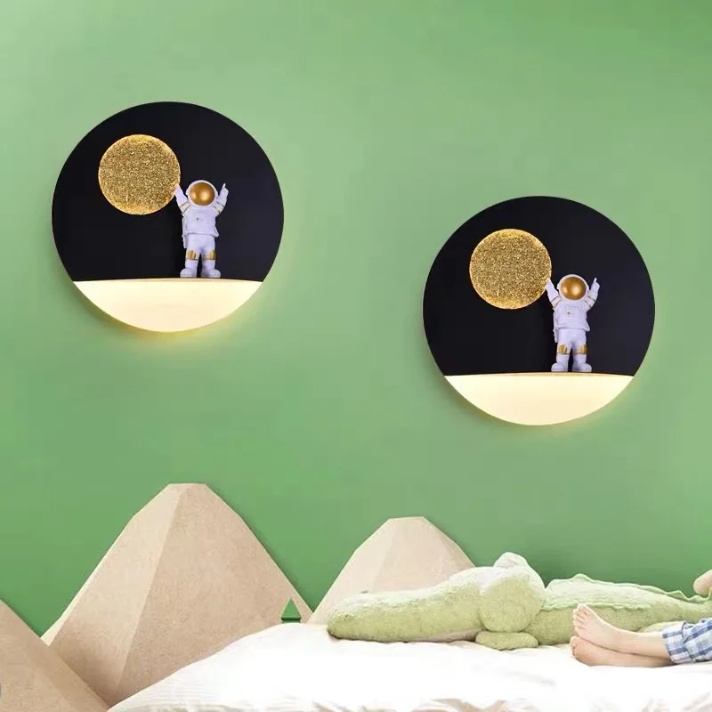New Wall Lamp LED Astronaut Creative Cartoon Boys and Girls Children\'s Living Room Bedroom Sconce Spaceman Bedside Decor Light