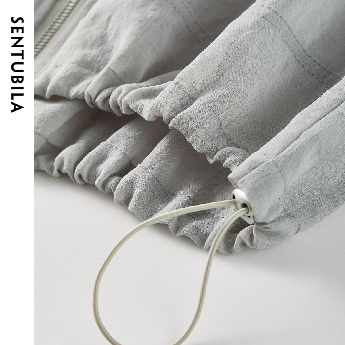 SENTUBILA court Jackes pour femmes 2025 automne à manches longues col rond fermeture éclair avant bureau dames décontracté mode manteau d'extérieur 52WO1818