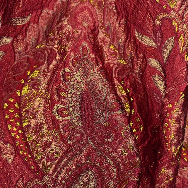 European Style Red Gold Blended Fabric Palace Style Shiny Silk Three-dimensional Texture Relief Jacquard Fabric Jacket Fabric