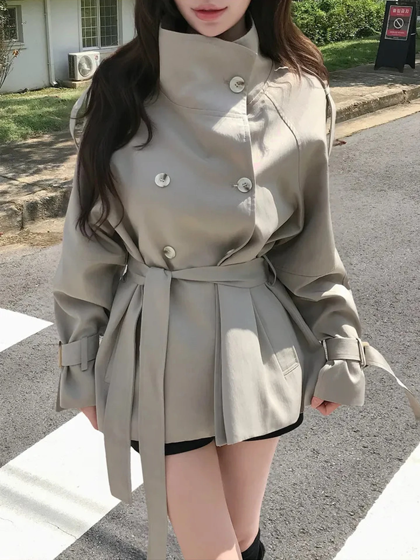 Elegant Stand Collar Double Breasted Belted Women's Coat Autumn 2026 New British Style Fashionable Windbreaker Outerwear