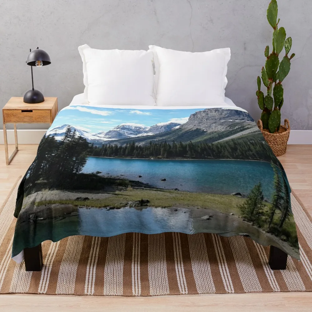 Spirit Island -Canadian Rockies Throw Blanket Bed Fashionable Flannels Blankets