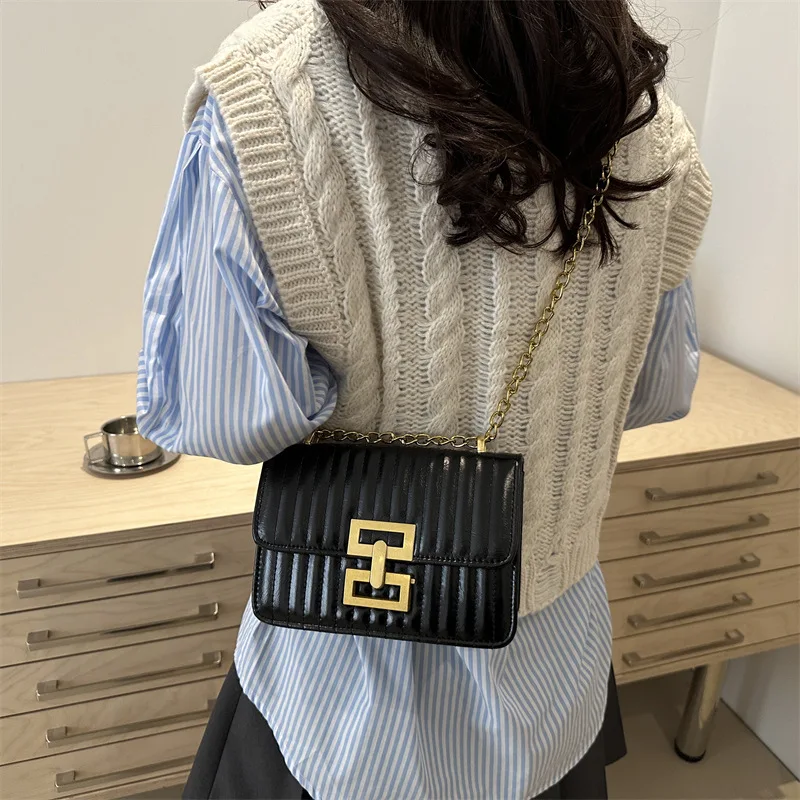 

​ ​ Новинка 2023 года, минималистичная квадратная женская сумка, модная сумка через плечо, маленькая многосторонняя сумка для ежедневных поездок и путешествий