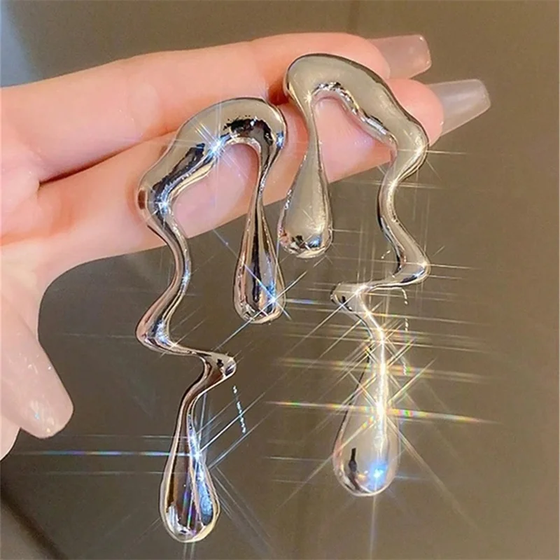 Exaggerated Vintage Liquid Teardrop Earrings for Women Creative Metal Irregular Water Drops Earring Y2K Jewelry Accessories Gift