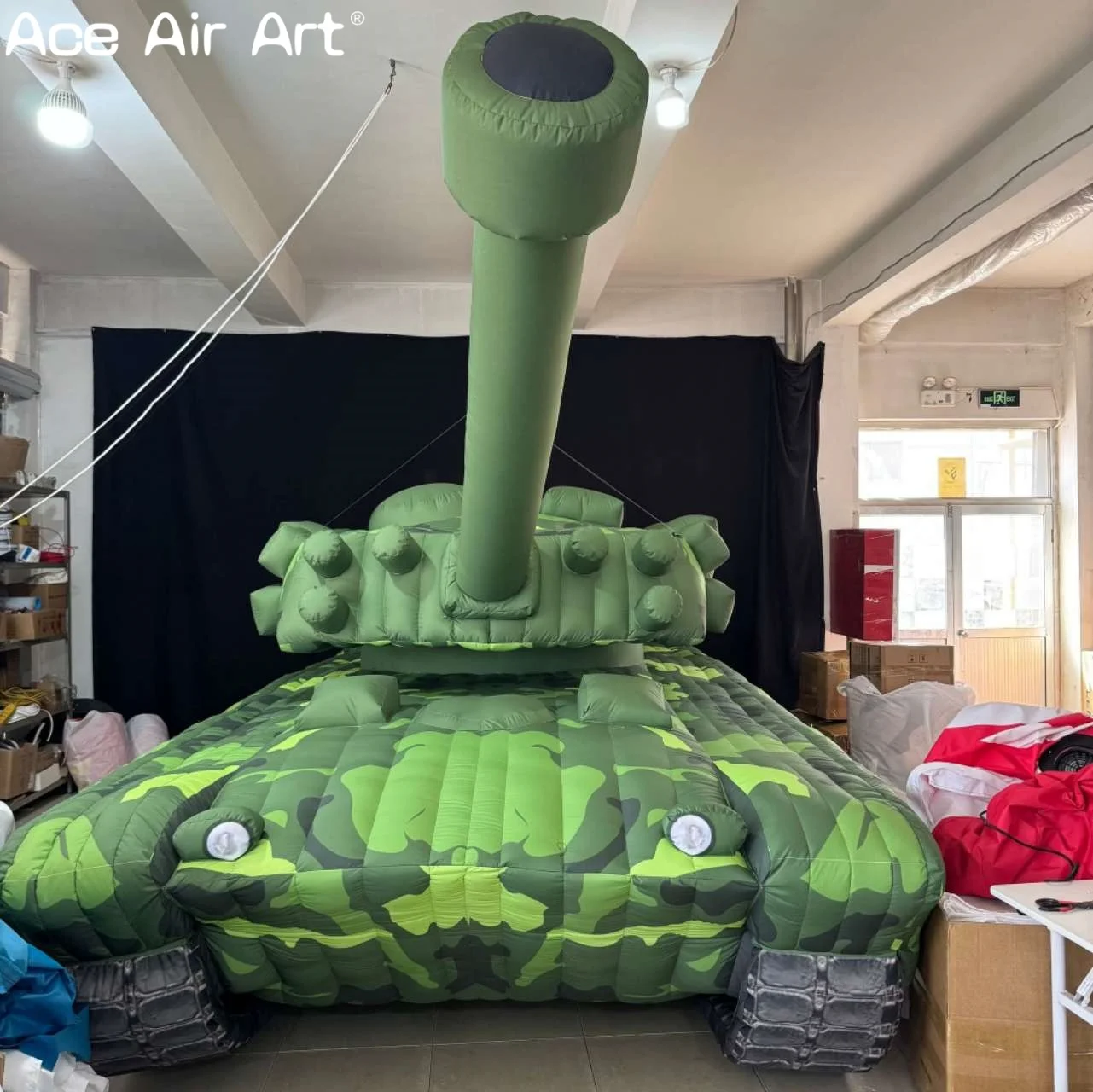 Gigantisch opblaasbaar tankwagenmodel voor buiten CS Battle Game Opblaasbare militaire auto Feestdecoratie en reclame Display Prop
