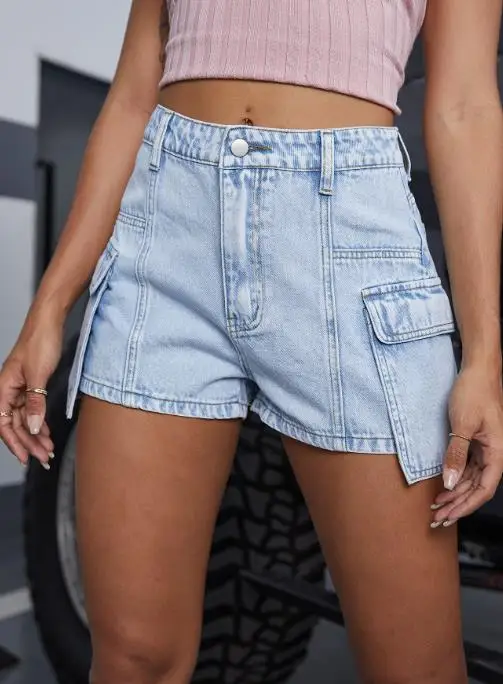 

Solid Color High Waisted Pocket Design Denim Shorts for Summer Women's Fashionable Slim Fit Straight Leg Solid Color Jeans