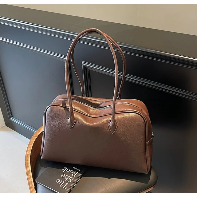 

Sleek-chic 2025 New Ladies Luxury Brand Leather Crossbody Bag Famous Designer Simple Popular Classic Premium​