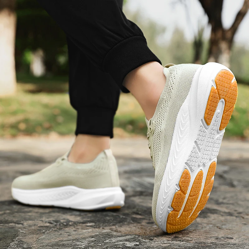 

Spring and Autumn Wide Toe Men's Jogging Sports Shoes Slip Resistant Breathable Casual Outdoor Sneakers Comfortable