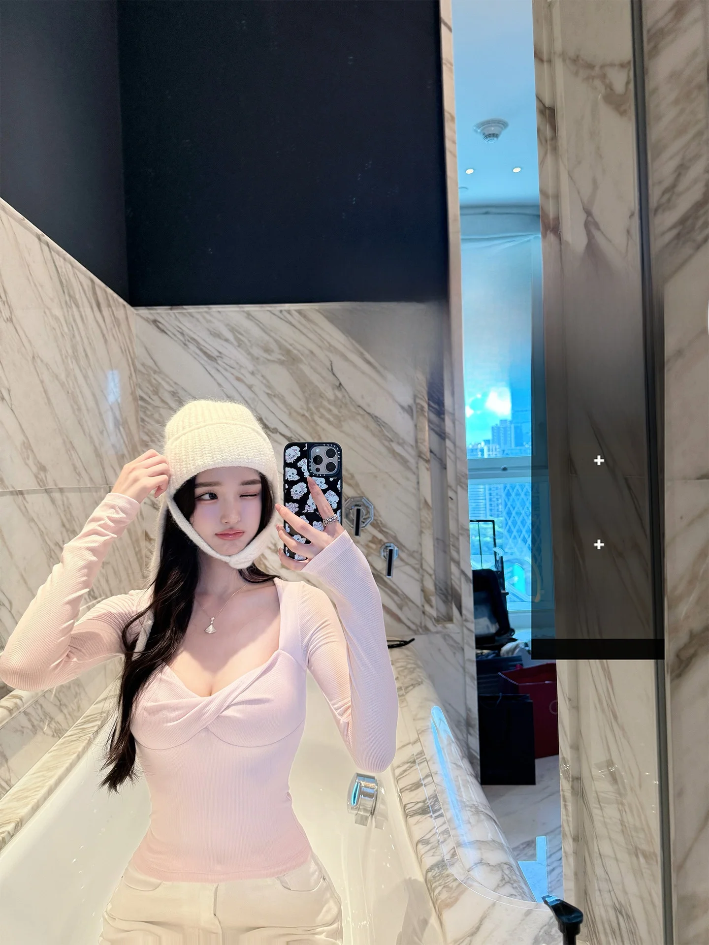 

Корейская трикотажная футболка Raindrop【93 Lenzing】женская, приталенная, длинный рукав, розовая, с квадратным вырезом, для ранней осени, повседневная, однотонная