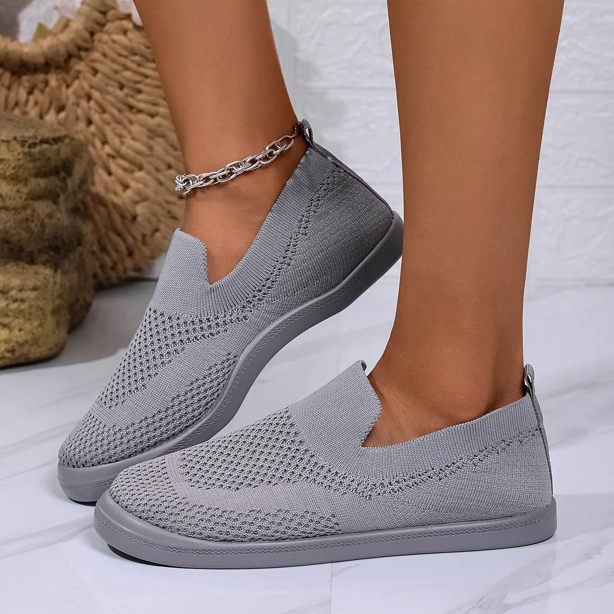 حجم كبير الترفيه الشقق 2025 صيف جديد لينة أسفل أحذية فلكنيز عادية شبكة جوفاء الانزلاق على الصلبة حذاء واحد مسطح #1