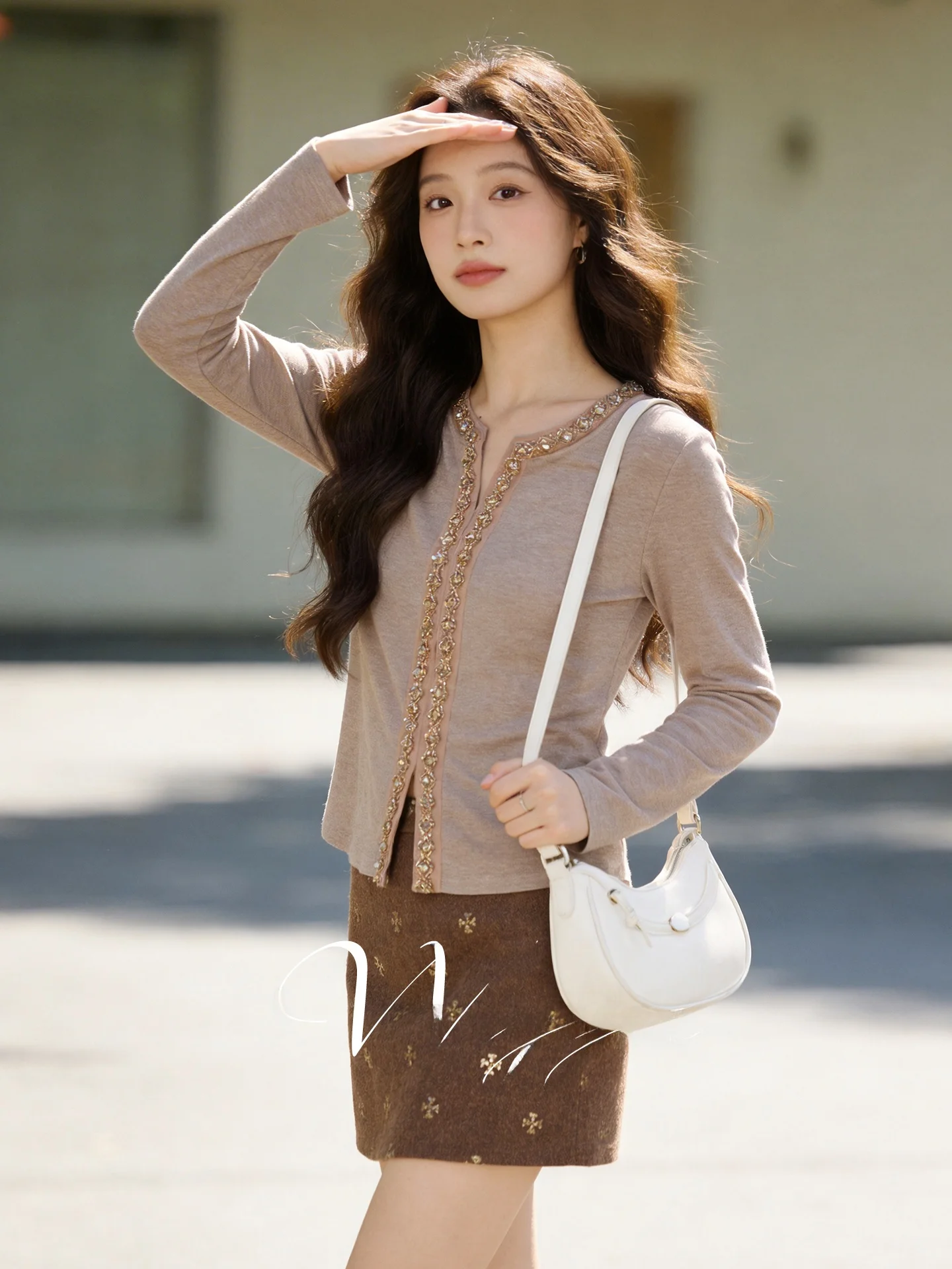 

plus Size Women's Fashion Set Spring 2026 Slim Fit V-Neck Long Sleeve Top Skirt Comfortable Cotton Polyester Spandex Blend