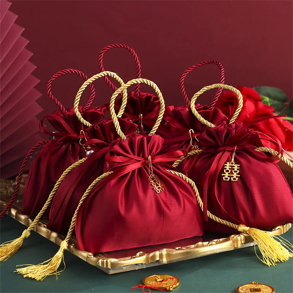 Red Wedding Candy Bag Velvet Cloth Bags Wedding Handheld Candy Box Drawstring Bag Pocket Gift Wrapping Boxes