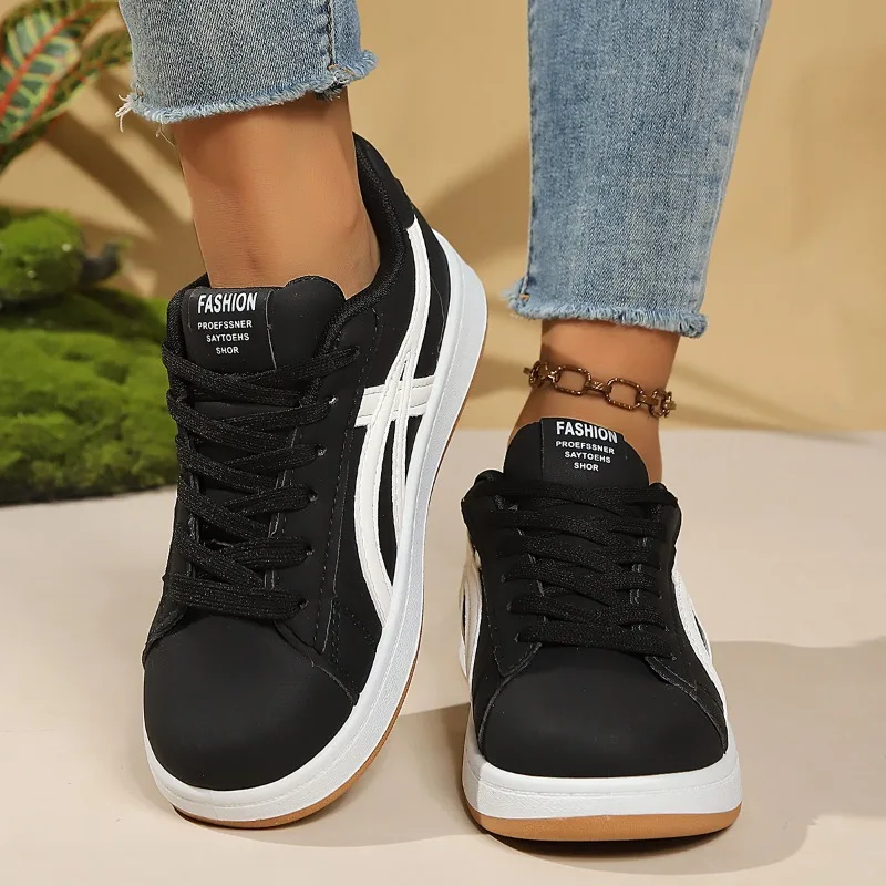 

Новые женские спортивные туфли из ПУ высокого качества, весна 2026: удобные повседневные прогулочные туфли, стильные дизайнерские кеды на шнуровке