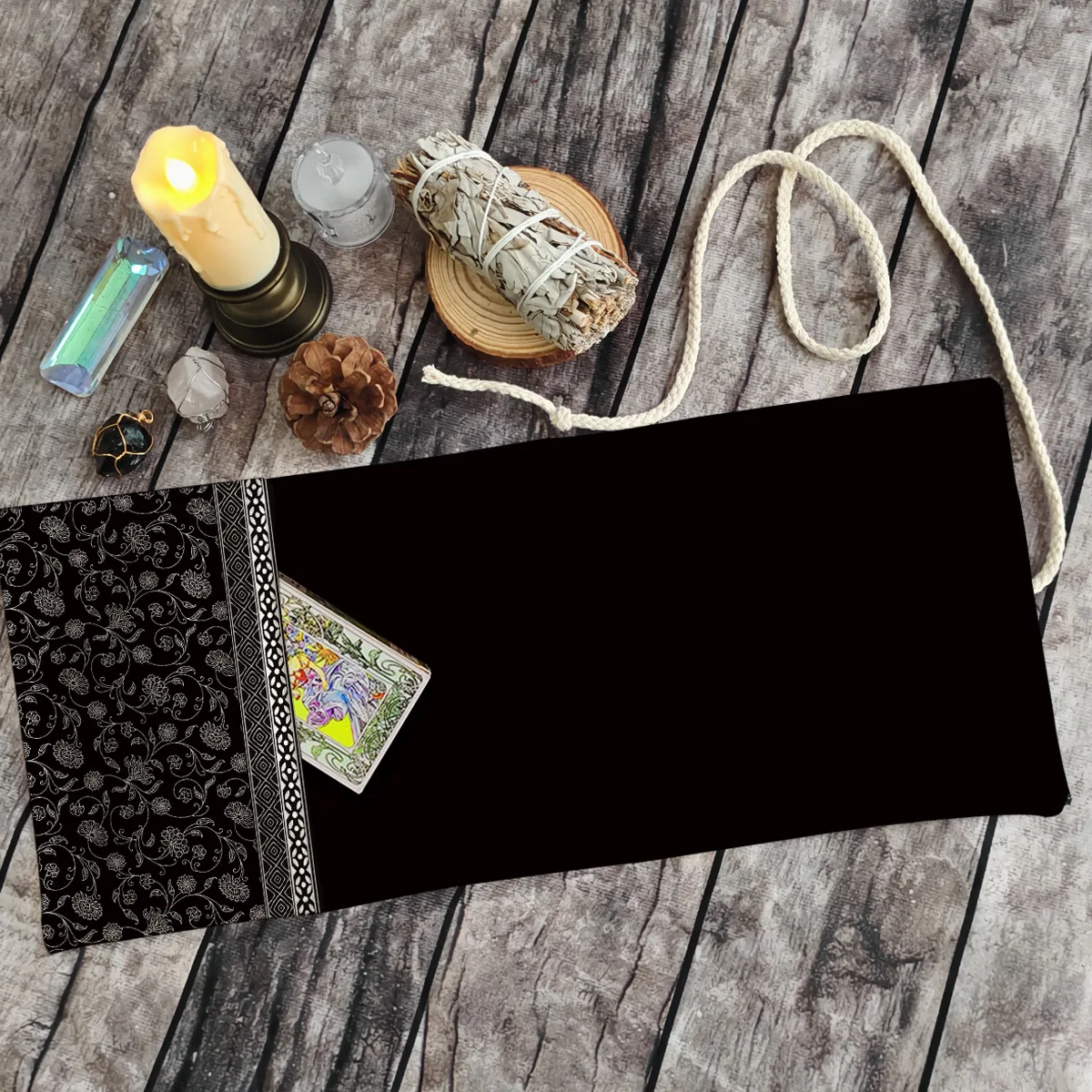Tarot Spread Cloth Black Gold Tarot Card Reading Mat Wicca Witchcraft Divination Table Mat Tarot Accessories