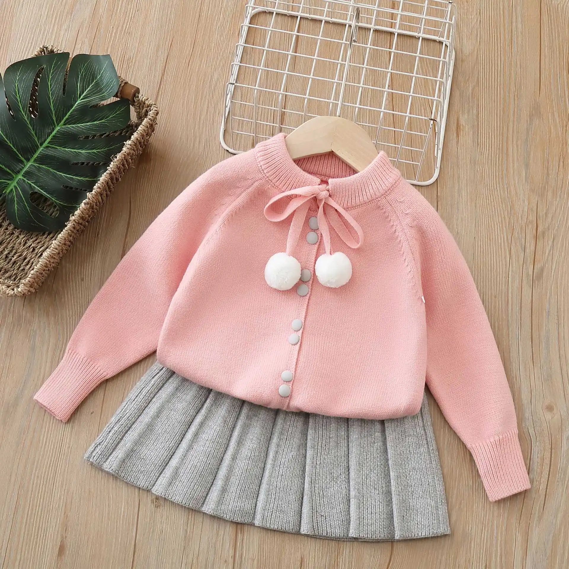 Girls Knitted Set New Pom-Pom Bow Toddler Sweet Style Cardigan Sweater Pleated Skirt Two-Piece Set 2-6T