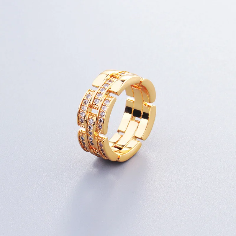 

European and American Fashion Explosions Stitching Titanium Micro-Inlaid AAA Color Zircon Luxury Retro Ring