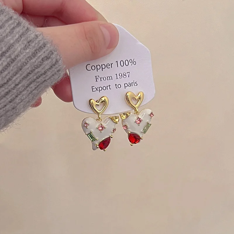 الأزياء الملونة الزركون على شكل قلب أقراط للنساء الحلو لطيف الأبيض المينا انخفاض الأقراط الزفاف المشاركة مجوهرات هدايا