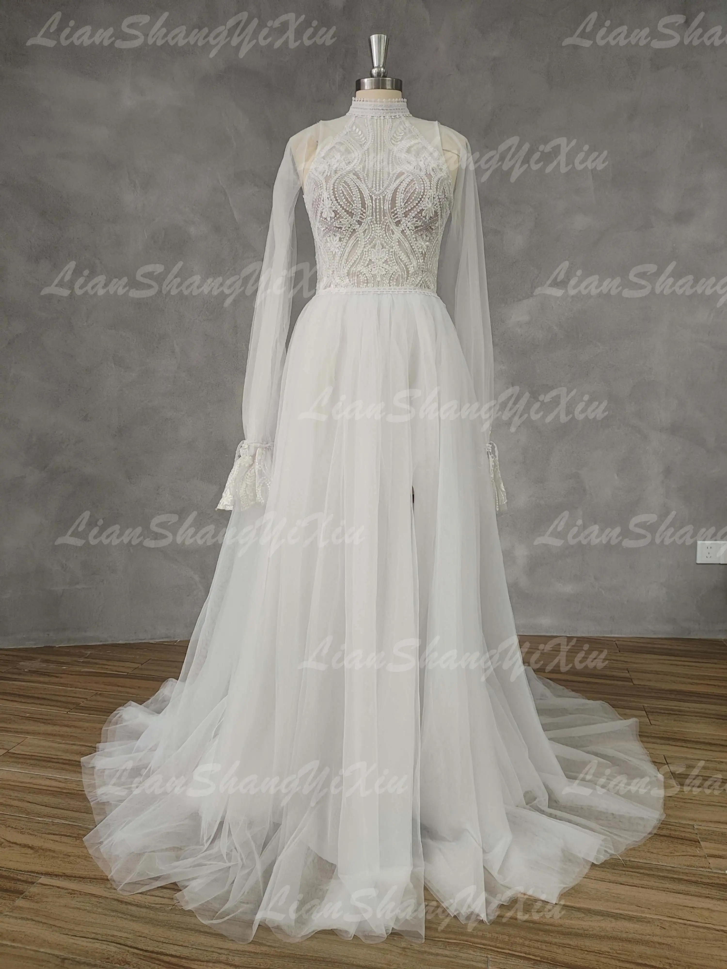 YunShang High Neck Wedding Dress With Detachable Sleeve Lace Applique Split Beach A-Line Bride Gown Btton Train Customized Woman