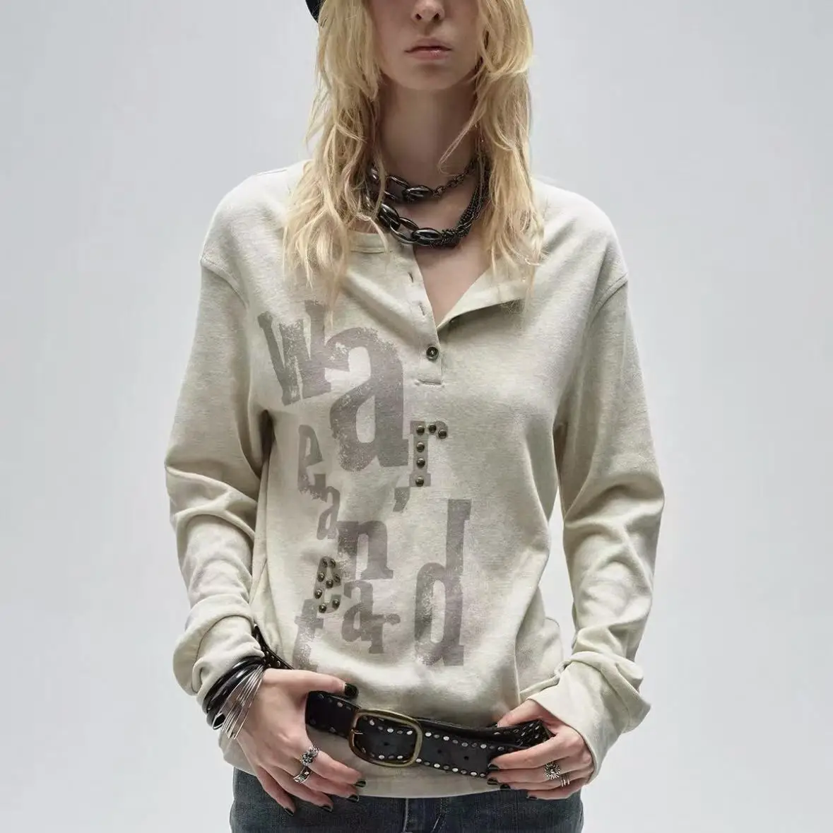 2026 Spring Unisex Retro Two Tone Long Sleeve Tee Half Placket Rhinestone Print Ruched Sleeve Punk Loose Top For Streetwear