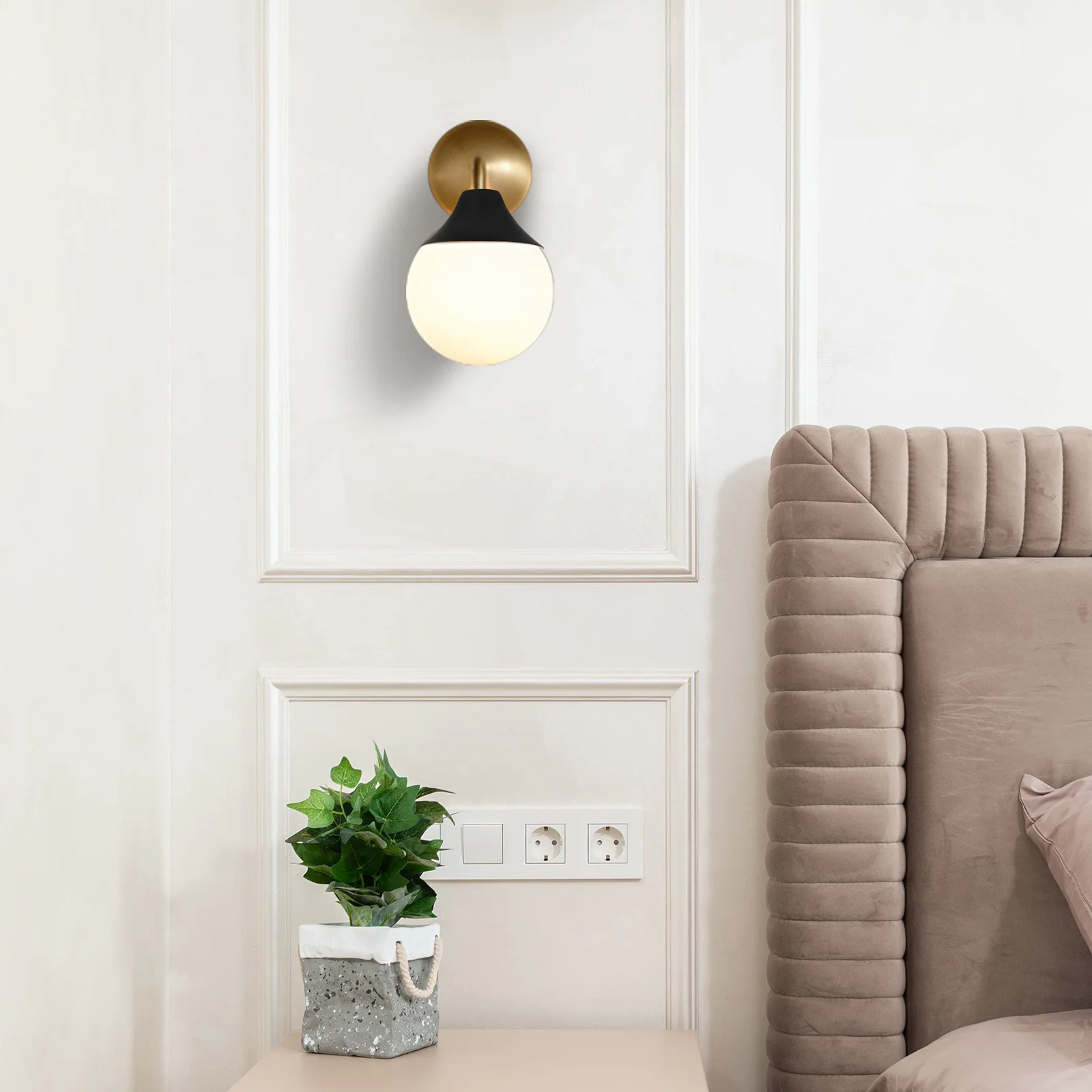 

2Pcs Retro Lamp Holder Cup Metal Lamp Base Replacement for DIY Table Floor Wall Lamps Decorative Light Socket Holder Home