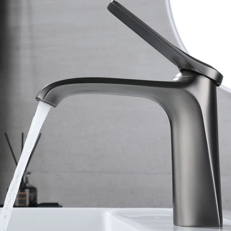 Simplified Copper Basin Sink Faucet Single Handle Countertop Installation Washbasin Faucet Hot and Cold Mixer Kitchen  Faucets