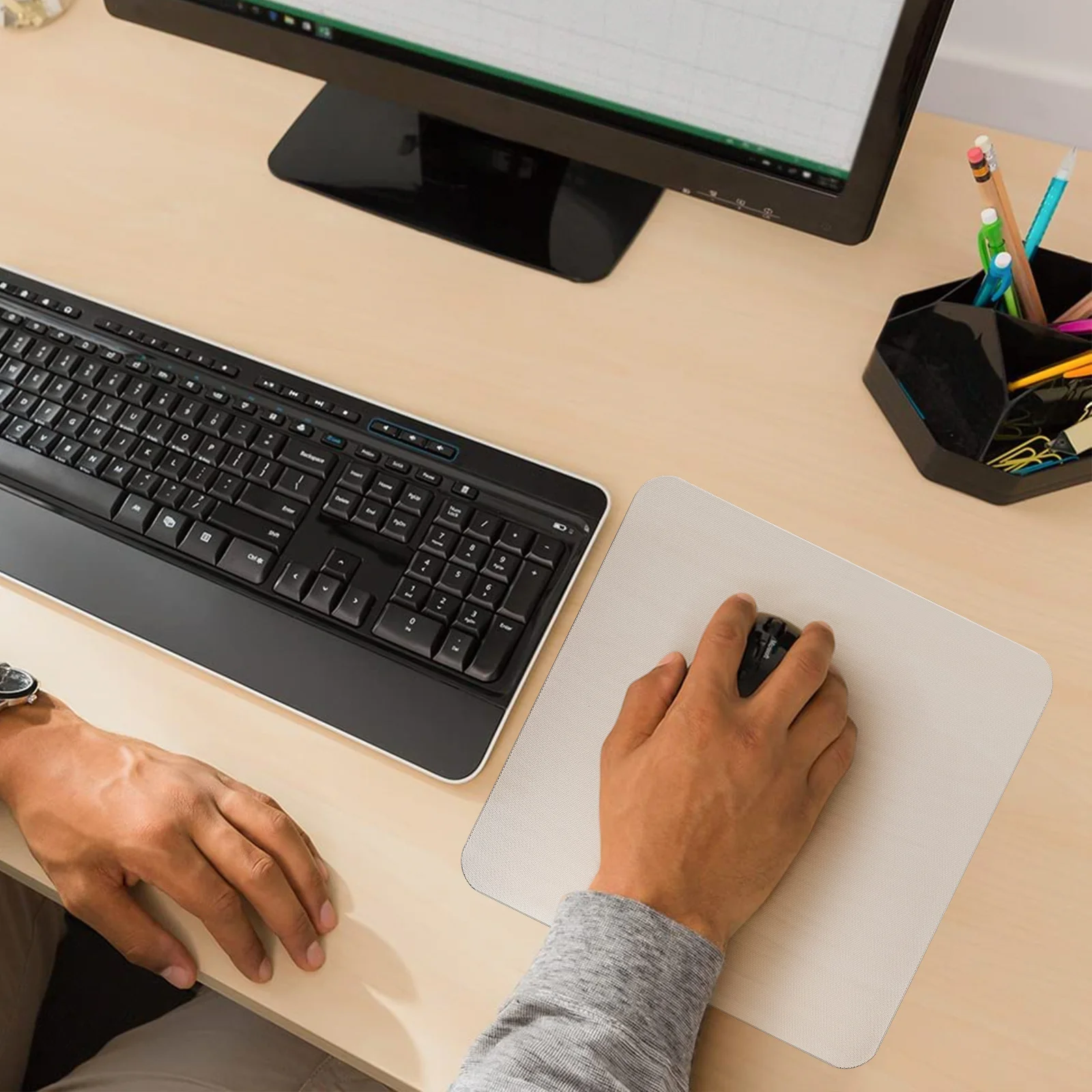 

Gaming Glass Mousepad Large Clear Mouse Pad Smooth Surface Ergonomic Design Comfortable Desk Pad for Computer Laptop