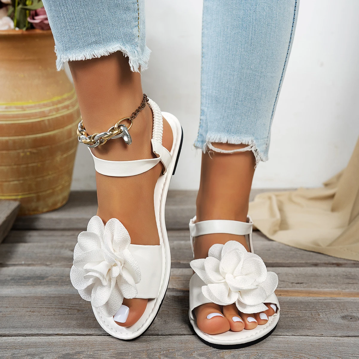 

Summer Elegant Round Headed Sexy Flower Casual Sandals Fashionable Best Selling New Comfortable Plus Size Women's Sandals