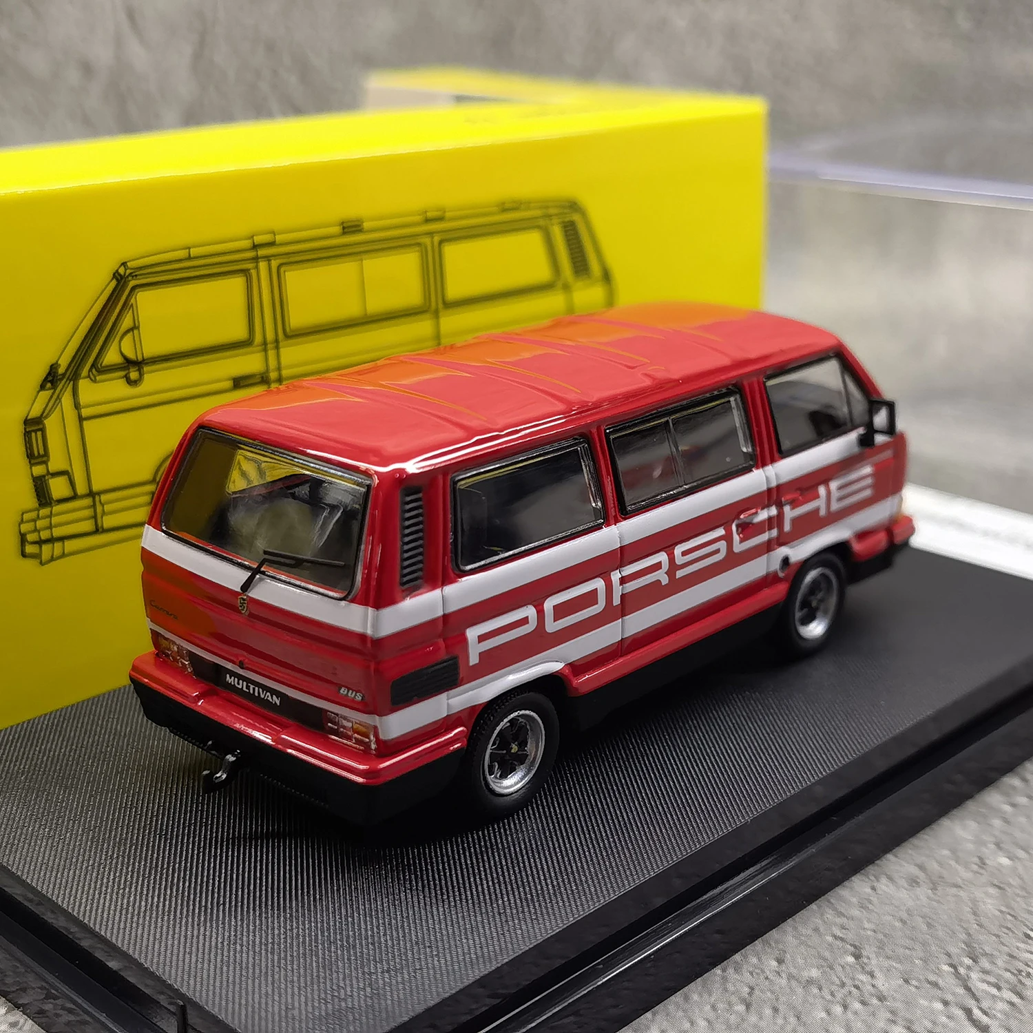 Diecast Master 1/64 Skala Volkswagen VW T3 Van Alloy Model samochodu Kolekcjonerska zabawka Prezent Pamiątka Wyświetlacz Ozdoby