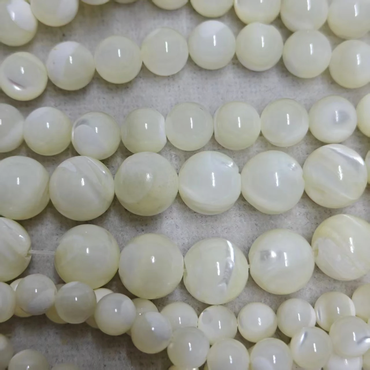 Großhandel Natürliche 4-12mm A+ Pferdehuf-Weiße Muschelperlen Lose Glatte Runde Perlen für Schmuckherstellung Design DIY Armband Geschenk – Detail 4