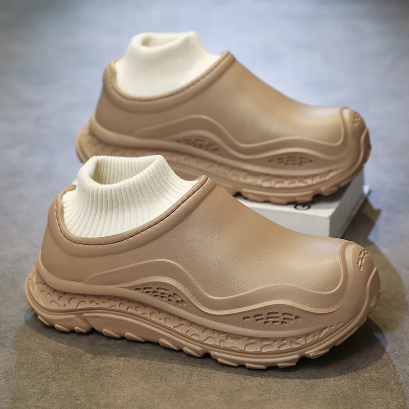 รองเท้าแตะฤดูหนาวแบบสวมใส่ภายนอก กันลื่น อุ่นสบาย รองเท้าคู่รักผ้าฝ้าย พื้นหนา สำหรับผู้หญิง