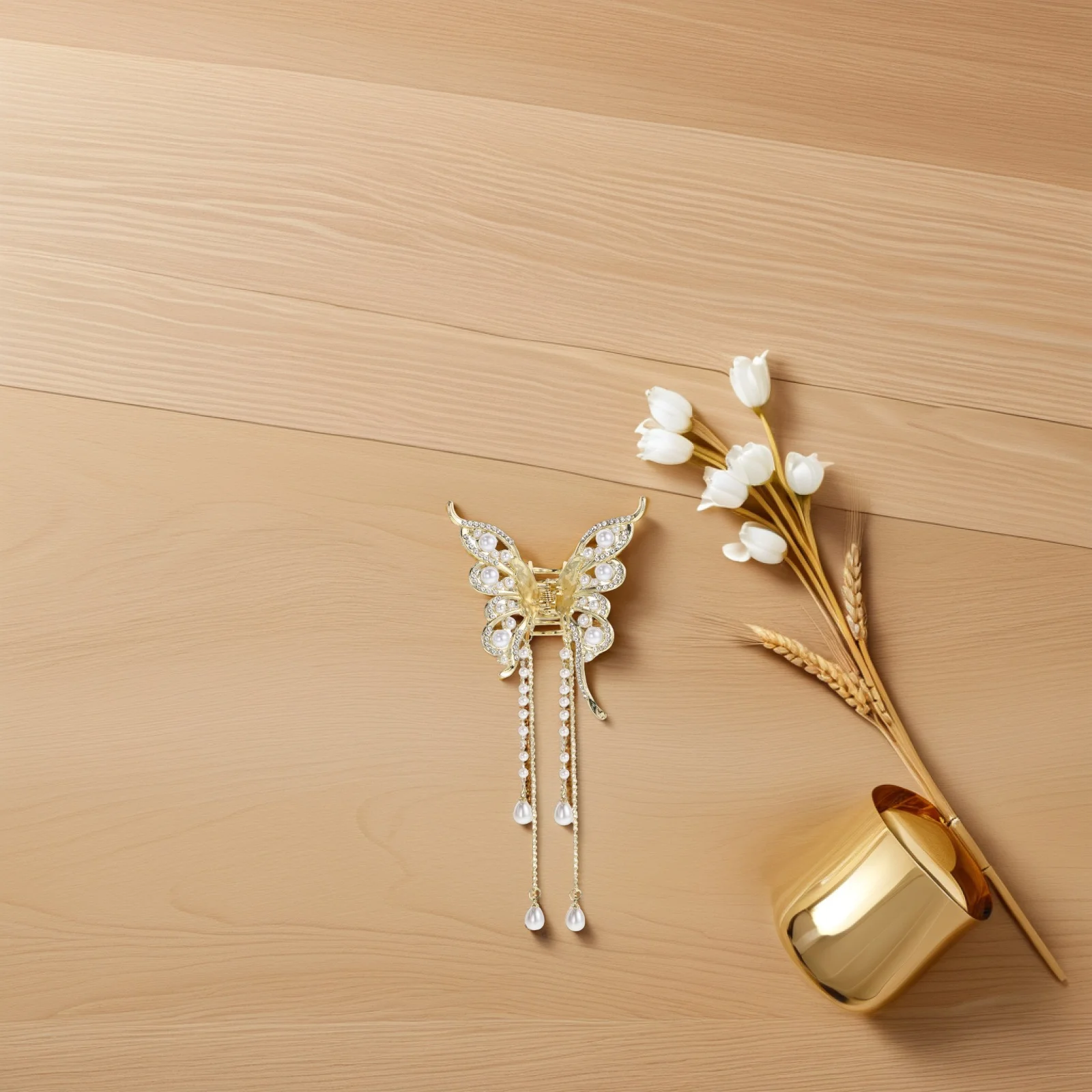 

2Pcs Butterfly Tassel Claw Clips Rhinestone Metal Hair Accessories for Women Girls Decorative Claw Clips for Thick Hair Fashion