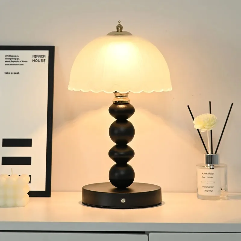 Nordic Bedside Table Lamp Light Luxury Bedroom Gourd Decorated Table Lamp Retro Glass Creative Night Light Homestay Desk Lamp