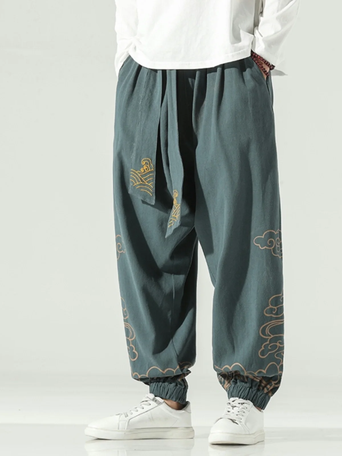 

Молодежные повседневные брюки-шаровары мужские, весна-осень, льняные, с завязками на талии, хлопок и лен, ретро-стиль, с поясом, большие размеры, брюки-харланы с вышивкой