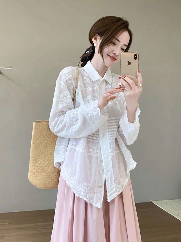 

Elegant Lace Casual Shirt Commute Style Spring 2026 New Arrival Slimming Age-Defying Top for Women Floral Print Long Sleeve