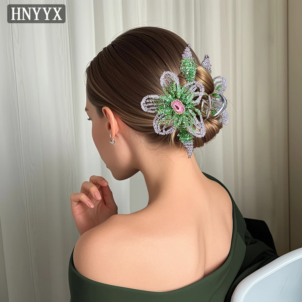 

HNYYX Trendy Green Color Crystal Flower Women Hair Claw Handmade Bride Hair Clips Headpieces Accessories Party Headwear YXA195